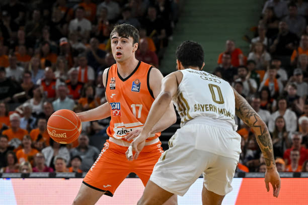 尽管他并未 尽管他并未