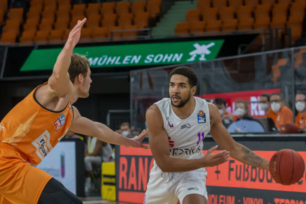 许多名人都 许多名人都